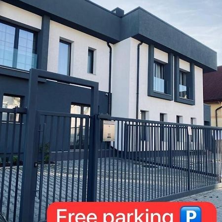 New House Sibiu Hotel Luaran gambar