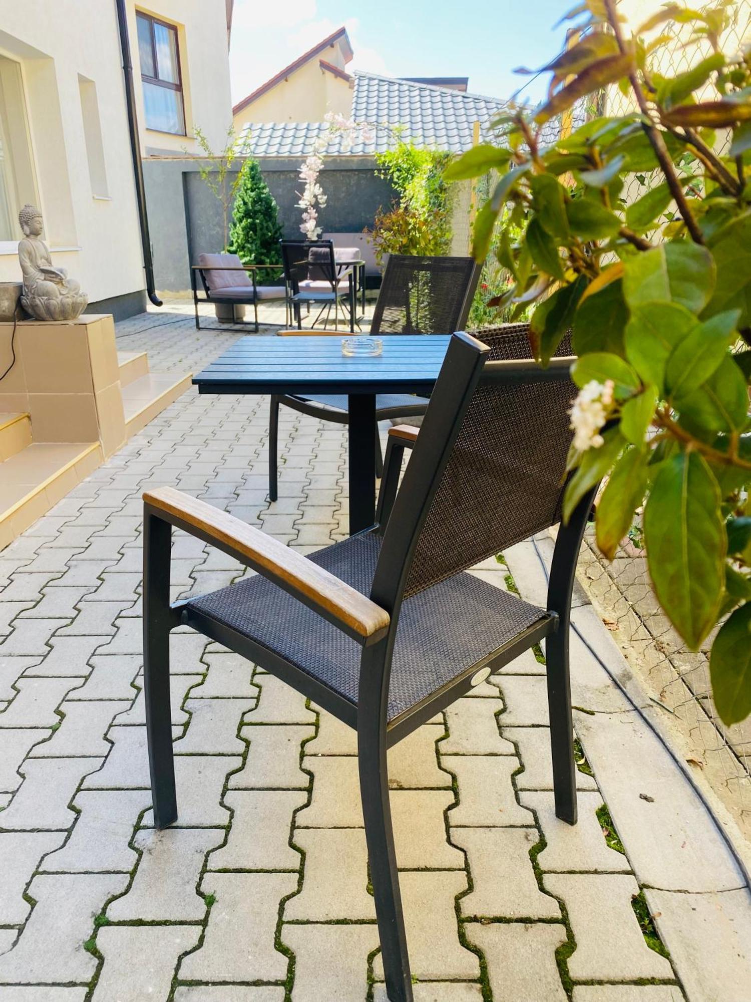 New House Sibiu Hotel Luaran gambar